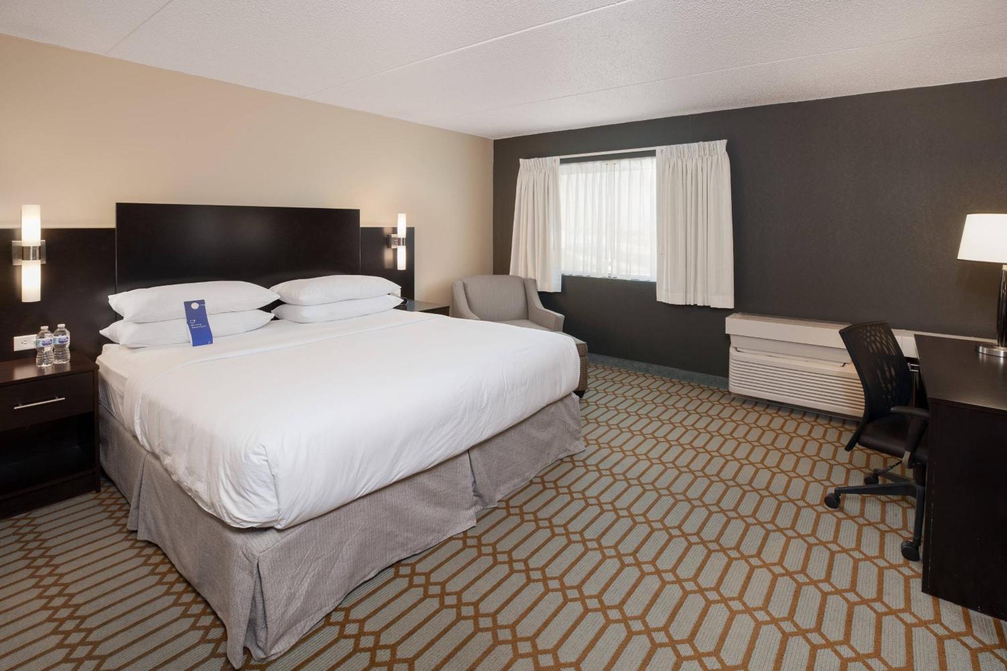 Hotel Delta By Marriott 3*