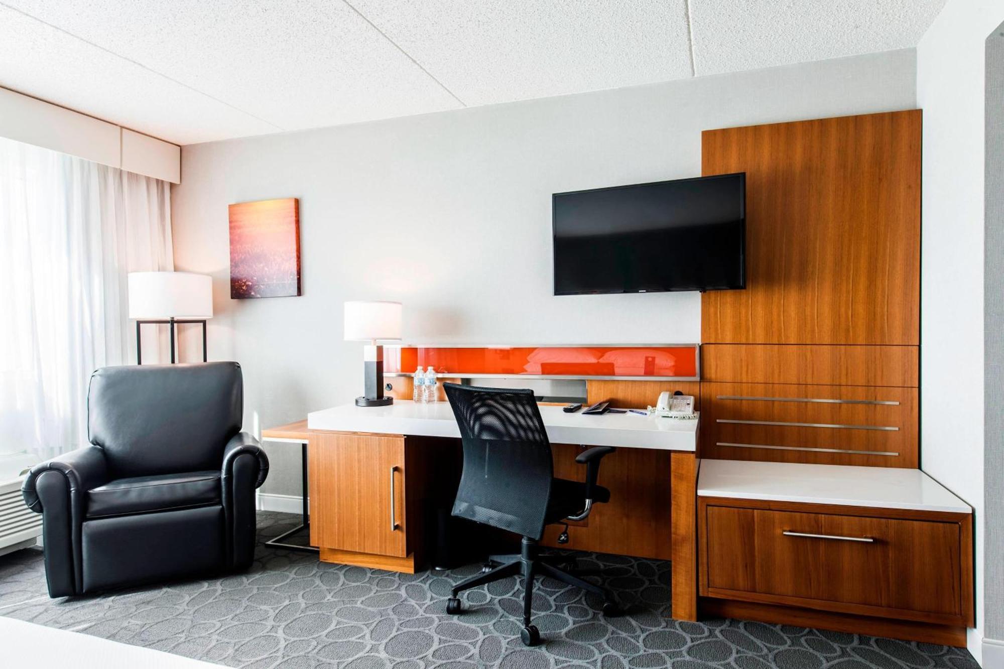 Delta By Marriott 3*