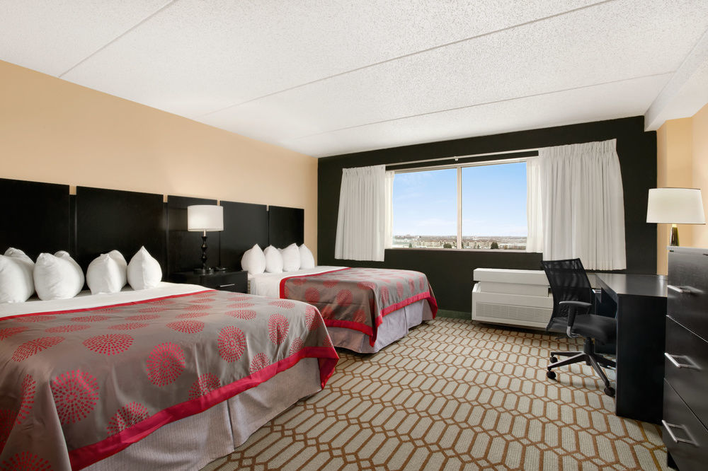 Delta By Marriott Hotel 3*